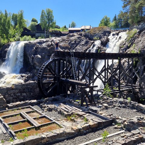 2 Haugfossen