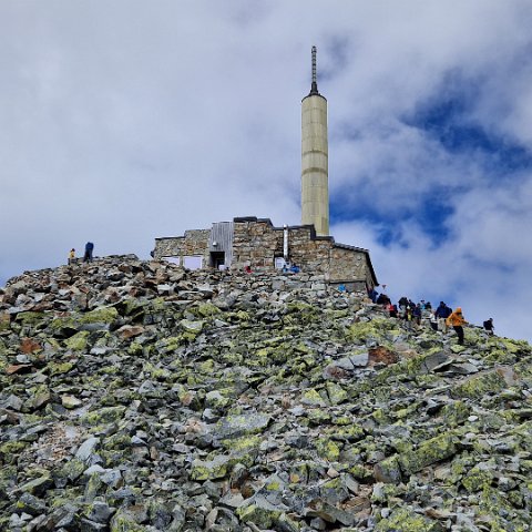 6 Gaustatoppen