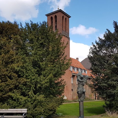 Havna og fjorden i Kiel