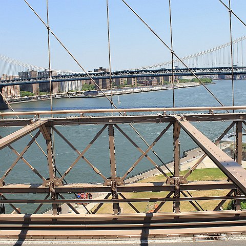 Brooklyn-Bridge-11