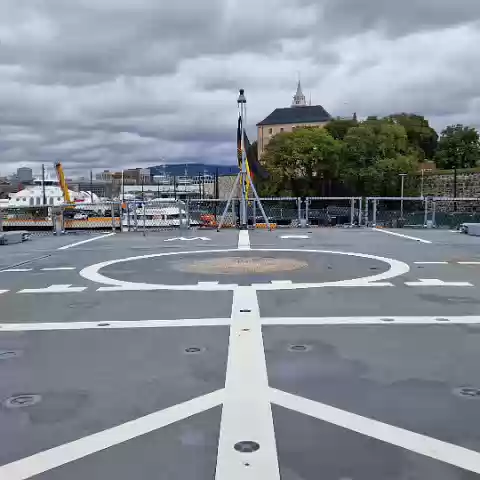 6 frigate FGS Baden-Württemberg (F222) in Oslo