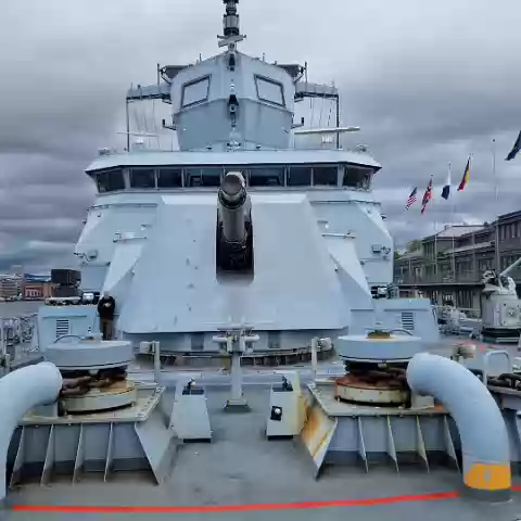 8 frigate FGS Baden-Württemberg (F222) in Oslo