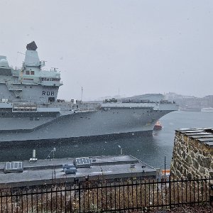 8 HMS Queen Elizabeth
