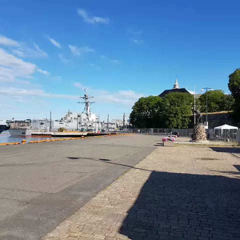 1 USS Bainbridge i Oslo