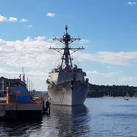 5 USS Bainbridge i Oslo