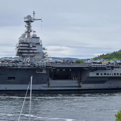 14 USS Gerald R. Ford (CVN-78) in Oslo, Norway