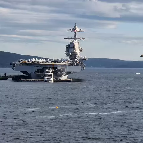 26 USS Gerald R. Ford (CVN-78) in Oslo, Norway