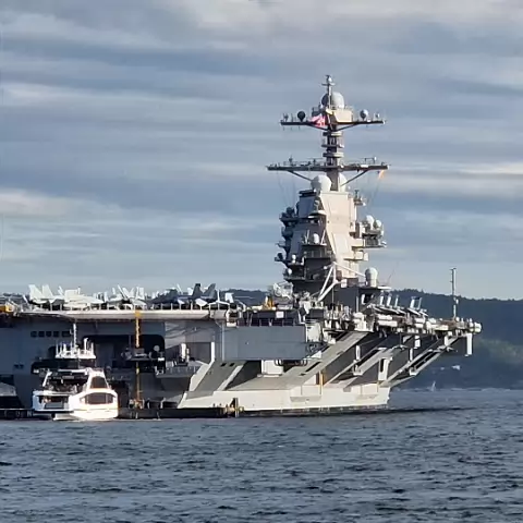 27 USS Gerald R. Ford (CVN-78) in Oslo, Norway