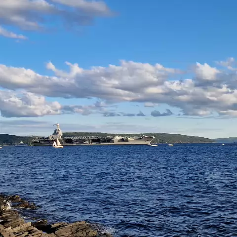 39 USS Gerald R. Ford (CVN-78) in Oslo, Norway