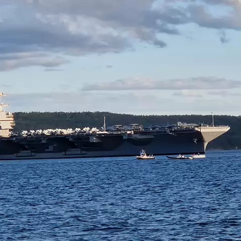 43 USS Gerald R. Ford (CVN-78) in Oslo, Norway