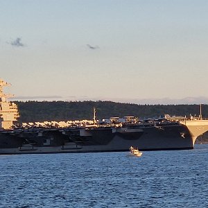 44 USS Gerald R. Ford (CVN-78) in Oslo, Norway