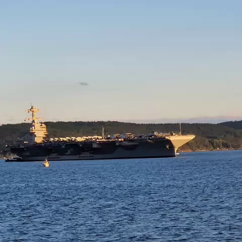 45 USS Gerald R. Ford (CVN-78) in Oslo, Norway