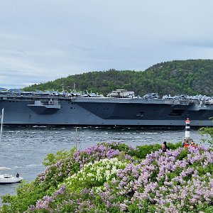 5 USS Gerald R. Ford (CVN-78) in Oslo, Norway