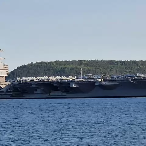 52 USS Gerald R. Ford (CVN-78) in Oslo, Norway