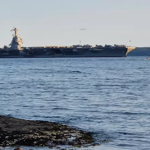 54 USS Gerald R. Ford (CVN-78) in Oslo, Norway
