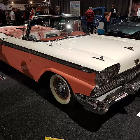 33 Oslo Motor Show 2016