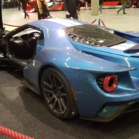 25 Oslo Motor Show 2021