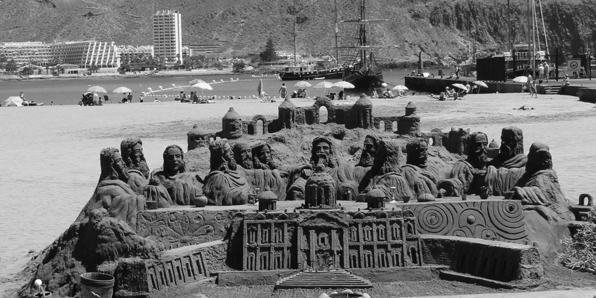 Sand art and play