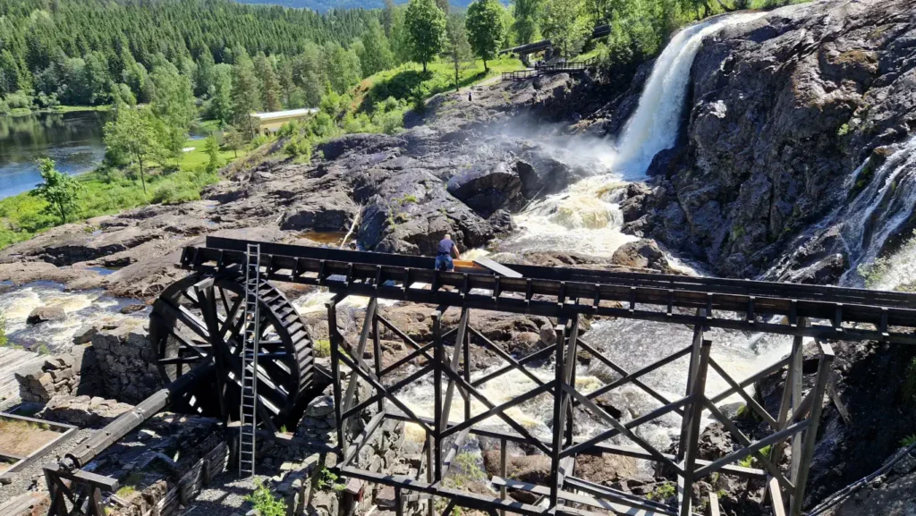 Haugfossen ved Blaafarveværket