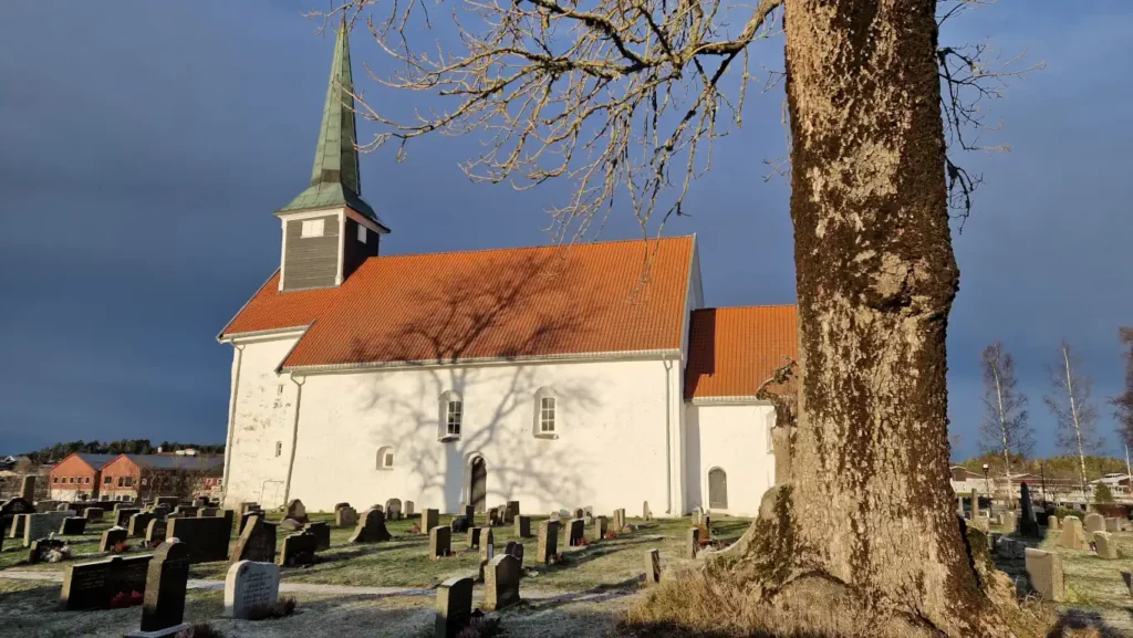 Enebakk kirke i Kirkebygda