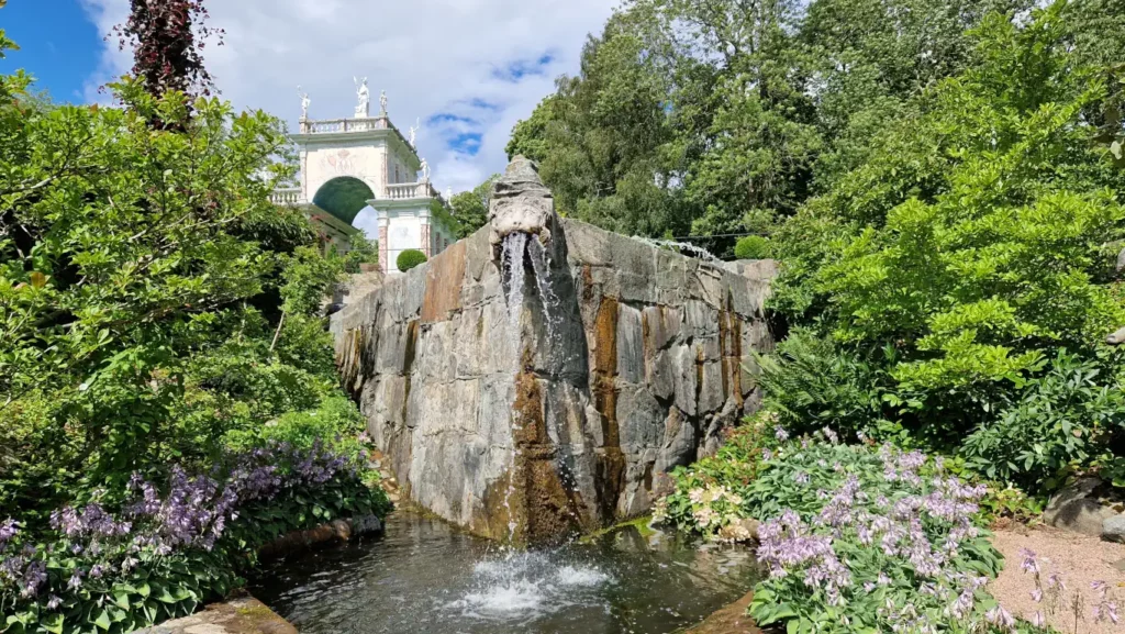 Trekantfontenen i Havlystparken