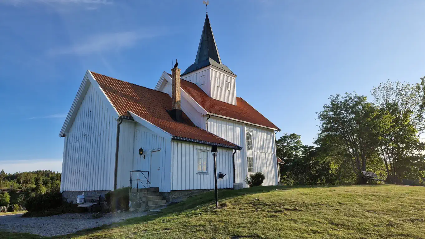 Mari kirke i Ytre Enebakk