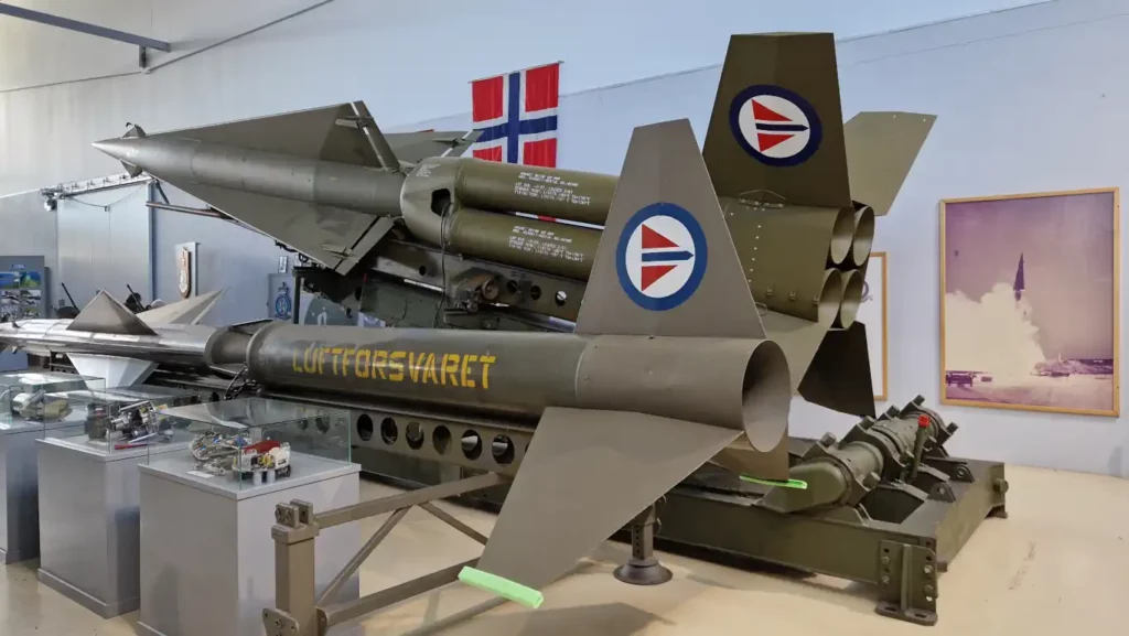 Nike Ajax (MIM-3) og Nike Hercules (MIM-14C)