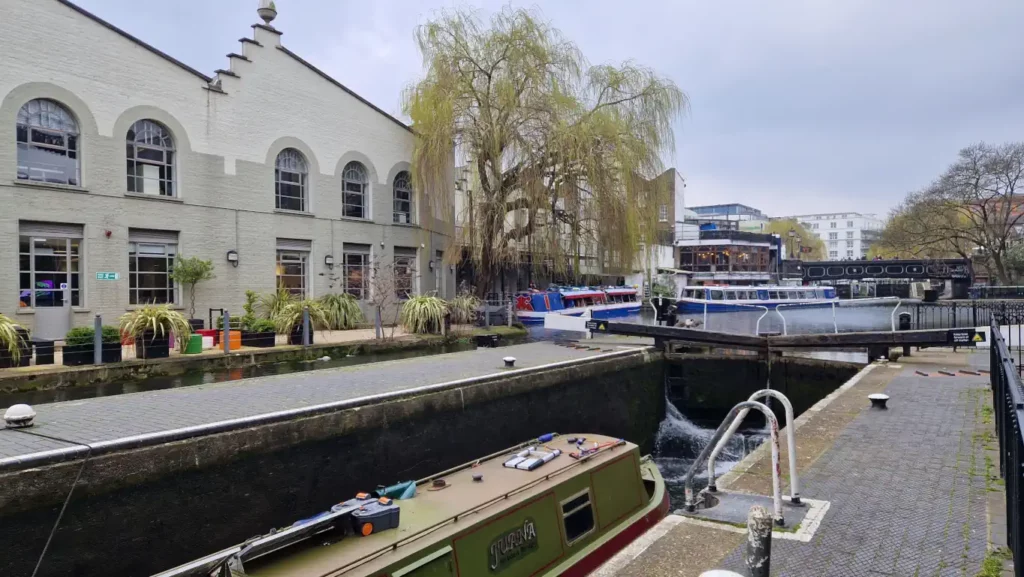 Hawley Lock, Regent's Canal