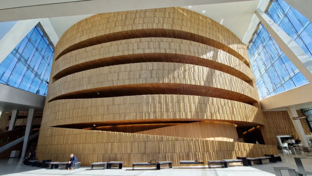 Foajeen i Operaen i eik