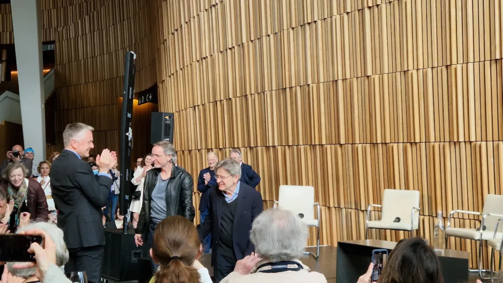 Starstruck da Jiří Kylián presenterte Mikhail Barysjnikov i foajéen i Operaen