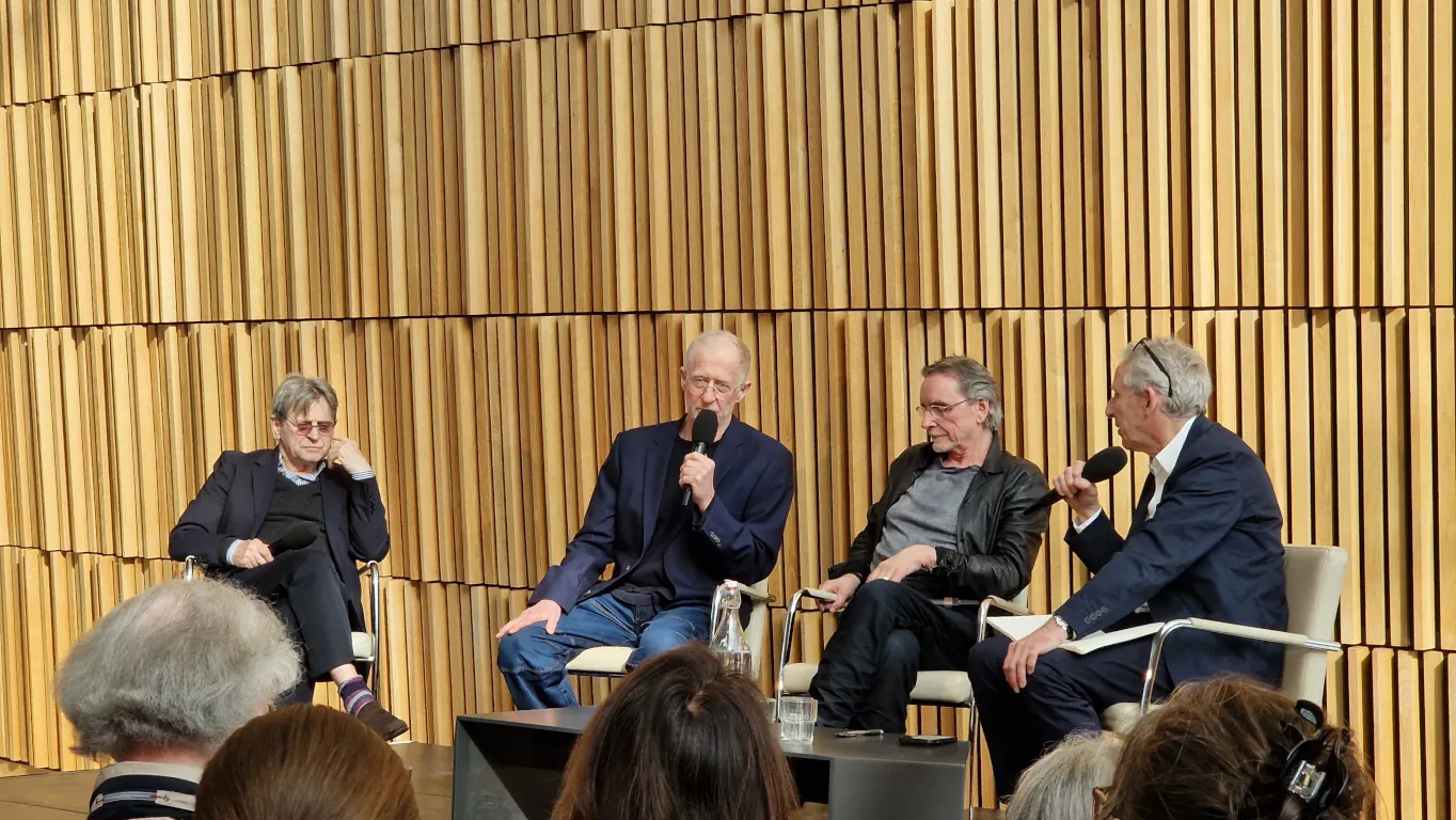 Jiří Kylián i samtale med Mats Ek og Mikhail Baryshnikov i Operaen