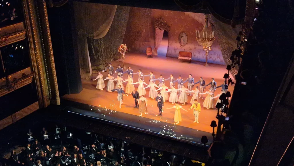 Royal Ballet får stående applaus etter Onegin
