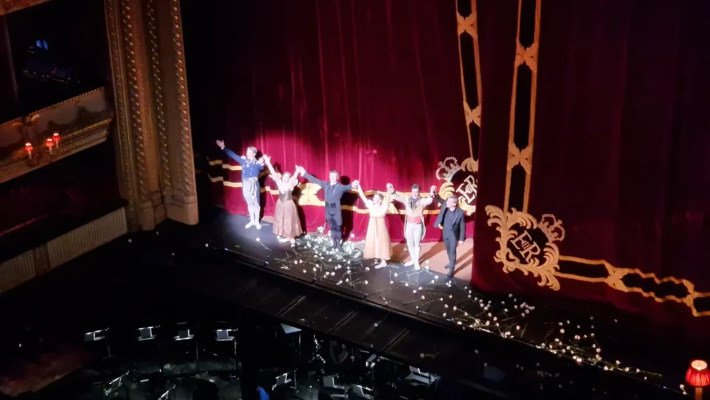 Applaus i over 30 minutter etter Onegin 12. juni 2025