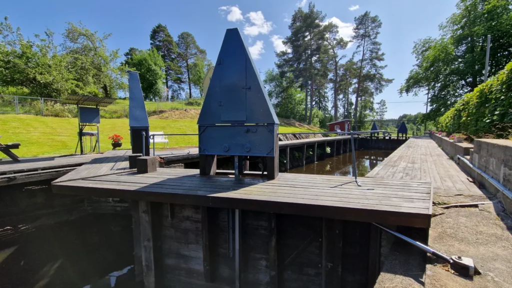Strømsfoss sluser fra 1860