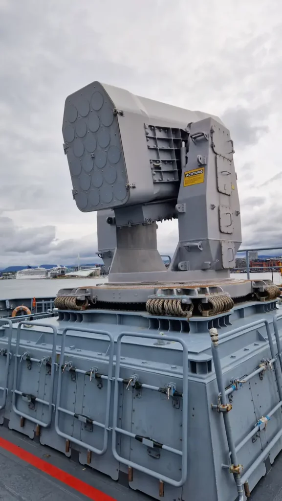 RIM-116 Rolling Airframe Missile på FGS Baden-Württemberg