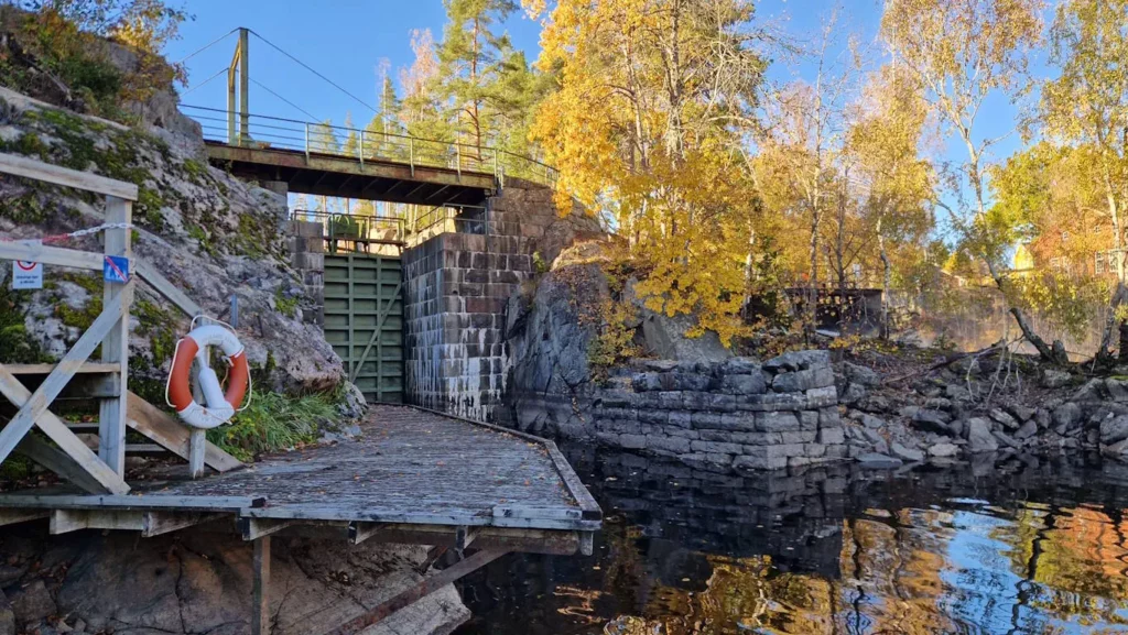 Nedre sluse og kraftverk i Töcksfors