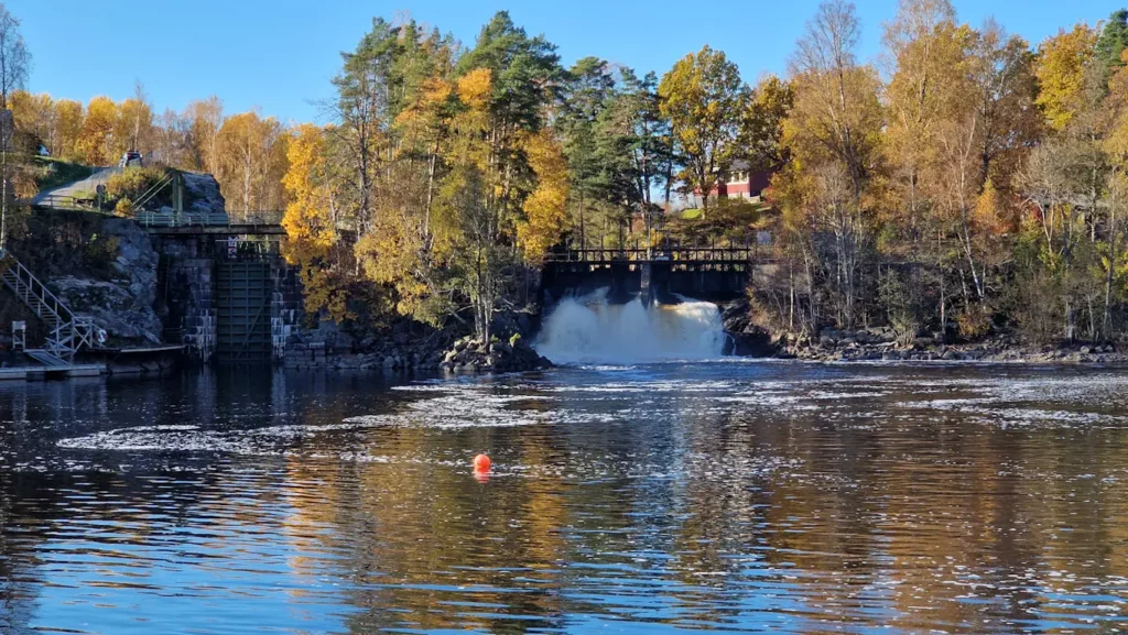 Töcksfors nedre sluse og kraftverk