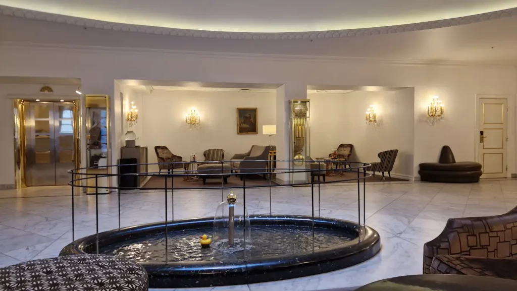 Foajéen til Hotel Phoenix Copenhagen