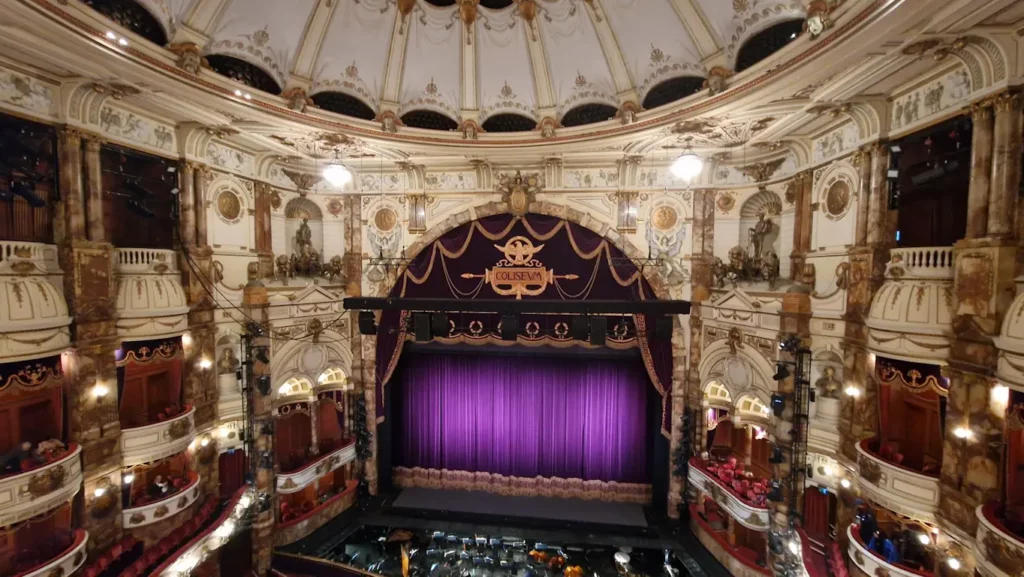London Coliseum med praktfult edvardiansk interiør