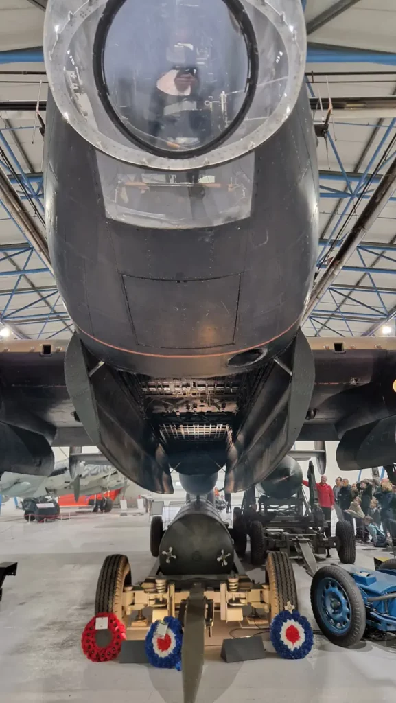 Det 10 meter lange bomberommet til Lancaster-flyet