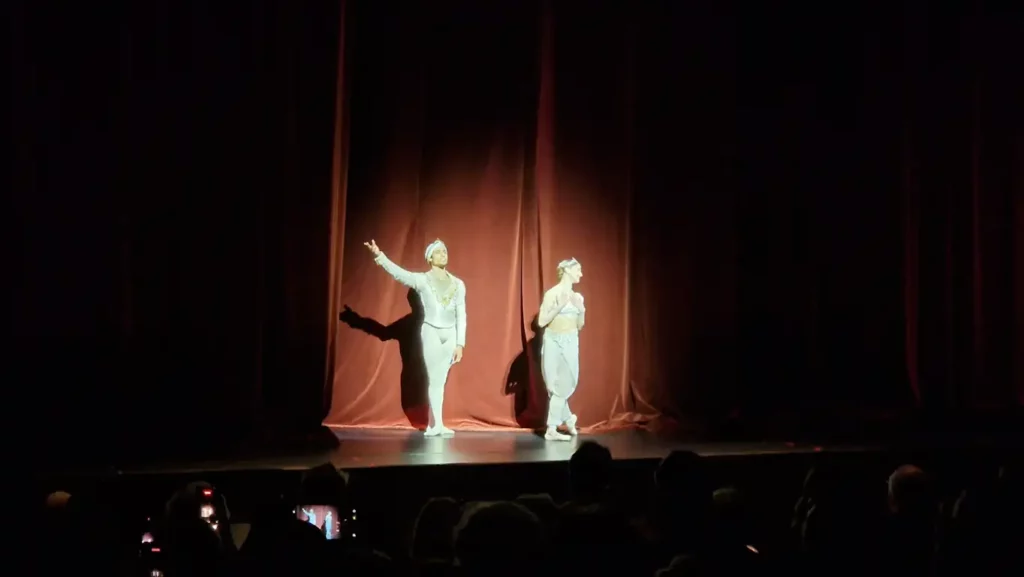 Royal Ballets Marianela Nuñez og Patricio Revé i Operaen