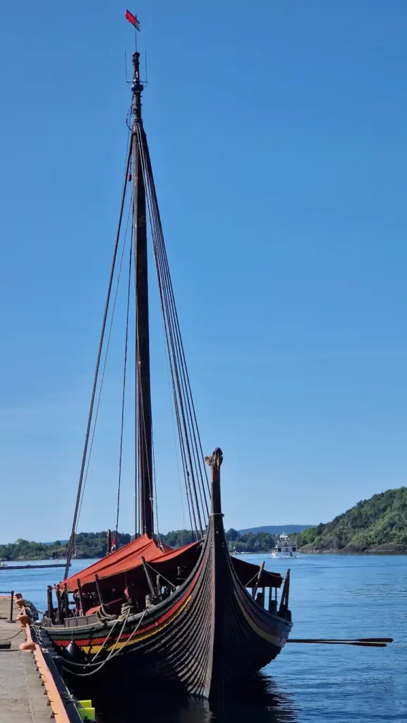 Draken Harald Hårfagre i Oslo Havn