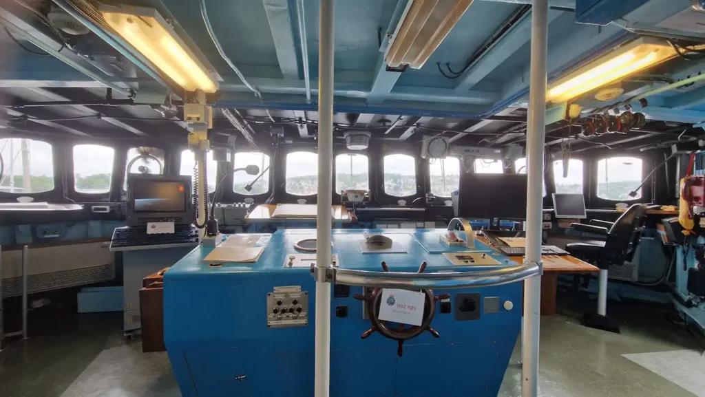 Broen på KNM Narvik (F304)