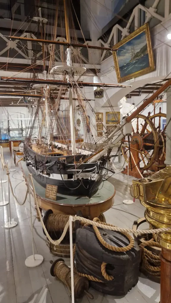 Modell av seilfregatten Freia på Marinemuseet
