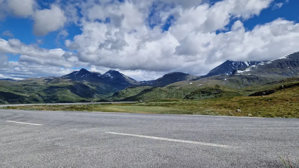 Berdalsbandet 1320 moh. ved Tindevegen
