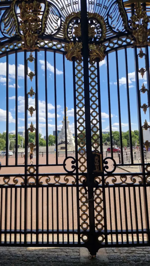 Canada Gate ved Green Park