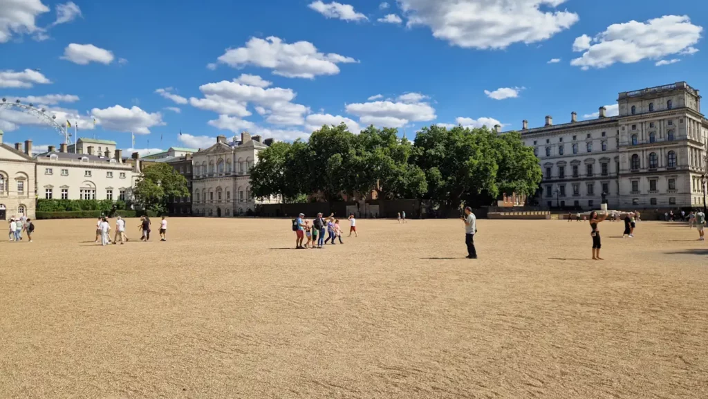 Whitehall og parken til Downing Street 10